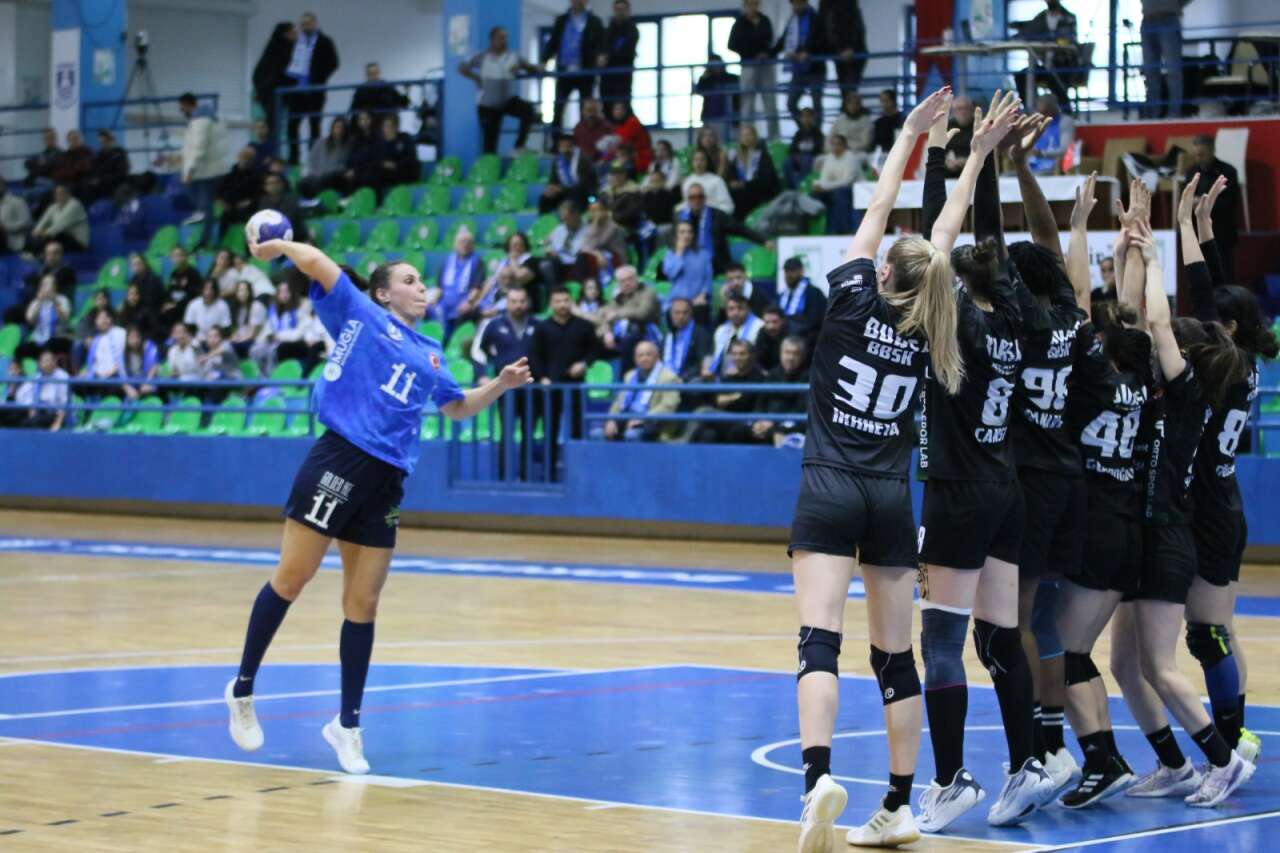 Armada Praxis Yalıkavakspor’dan Büyük Zafer: Bursa’nın Yenilmezlik Serisi Bodrum’da Sona Erdi 2